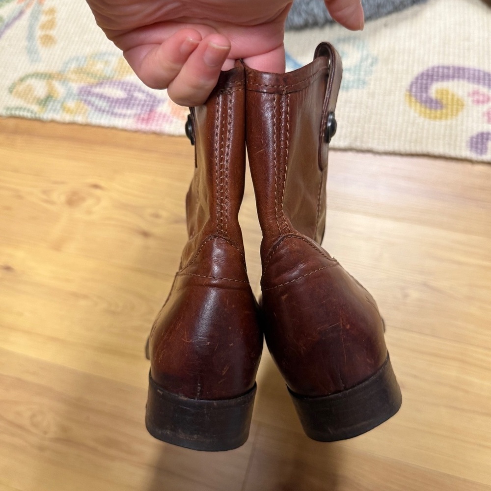 FRYE Women's Melissa Button Short Boot Booties Sz US 6 B Brown Leather - Picture 9 of 16